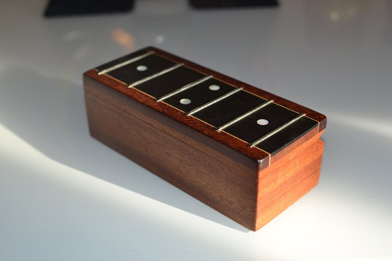 EXOTIC HANDCRAFTED PICKBOX